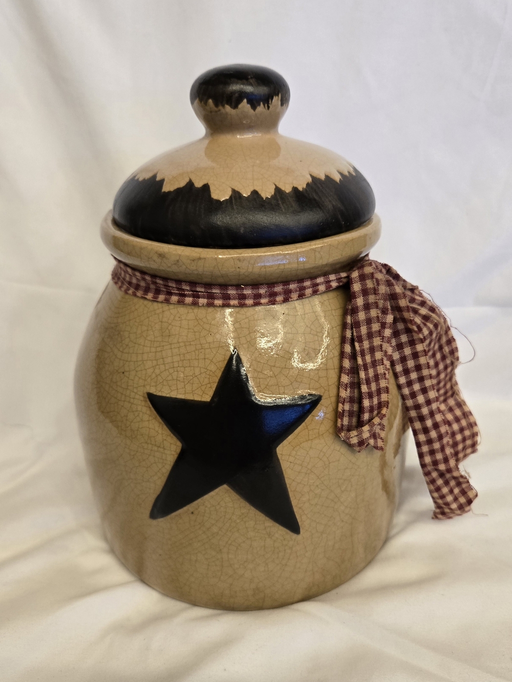 Ceramic Star Cookie Jar with Lid and Gingham Bow - Beige & Black